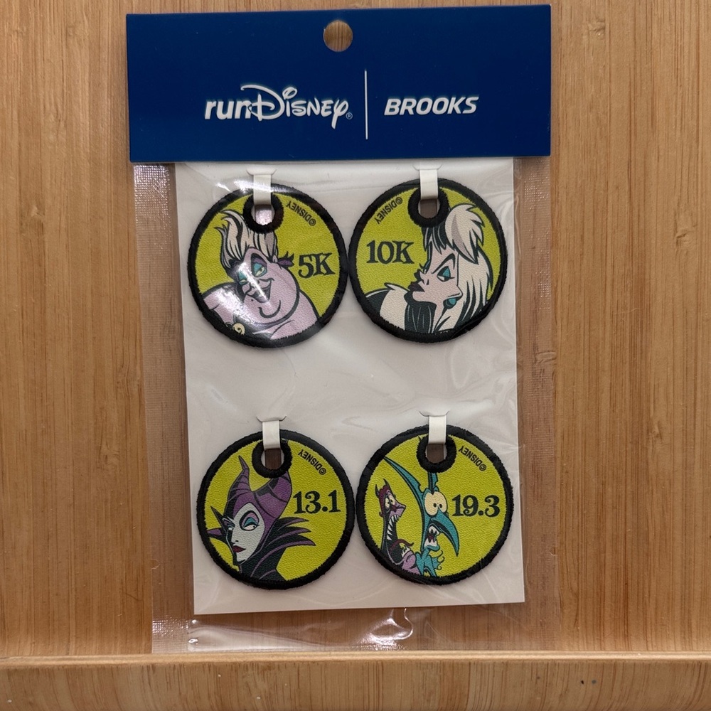 Brooks Disney Villains Race Medal Set
